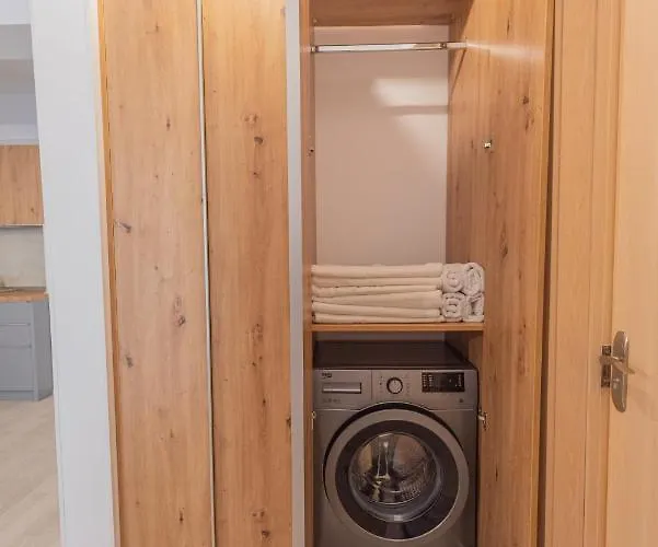 Moonlight Apartment *