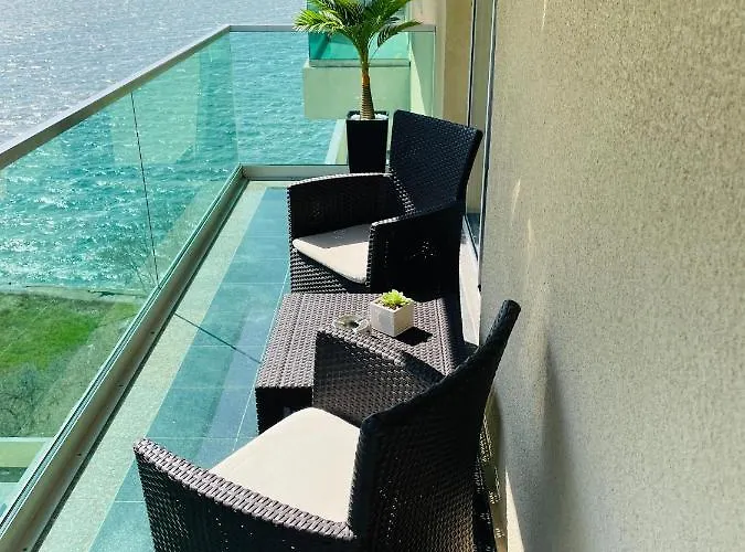 Apartment Moonlight *